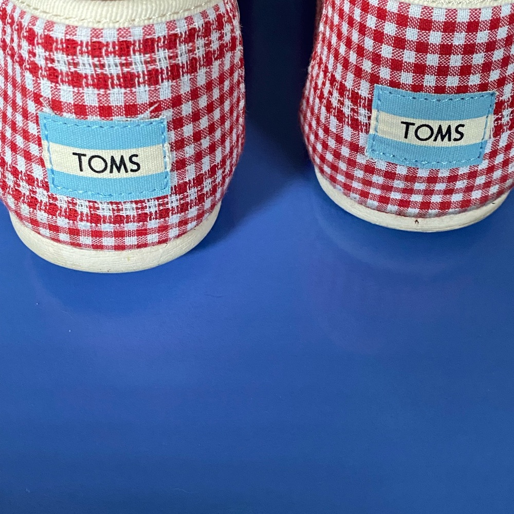 Toms 9 red white flats - Picture 2 of 4